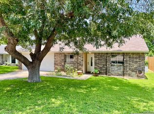3425 Cliffside Dr, Schertz, TX 78108
