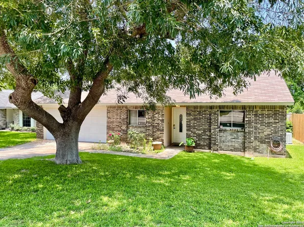 3425 Cliffside, Schertz, TX 78108