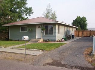 304 W 3rd St, Alturas, CA 96101