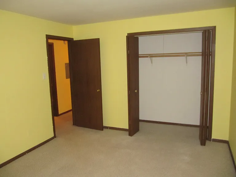 1856 N Goodwin Dr #1B — Photo 12