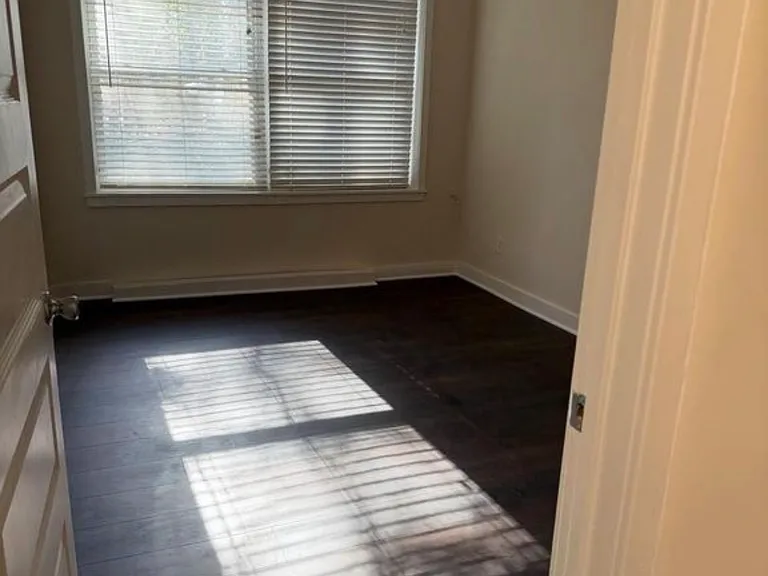 514 Ridge Rd SE — Photo 5
