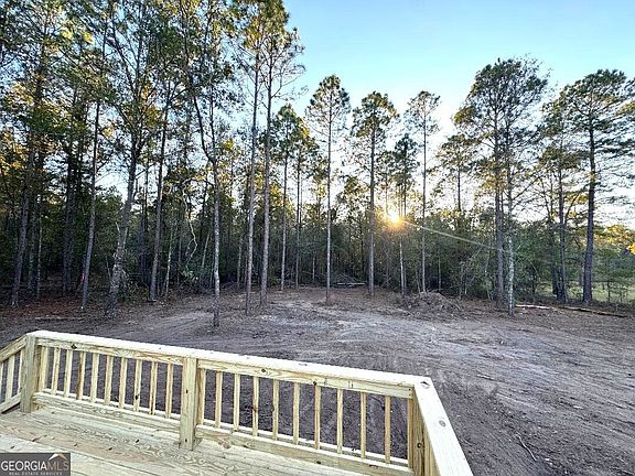 4th image of 519 Wilson Rd