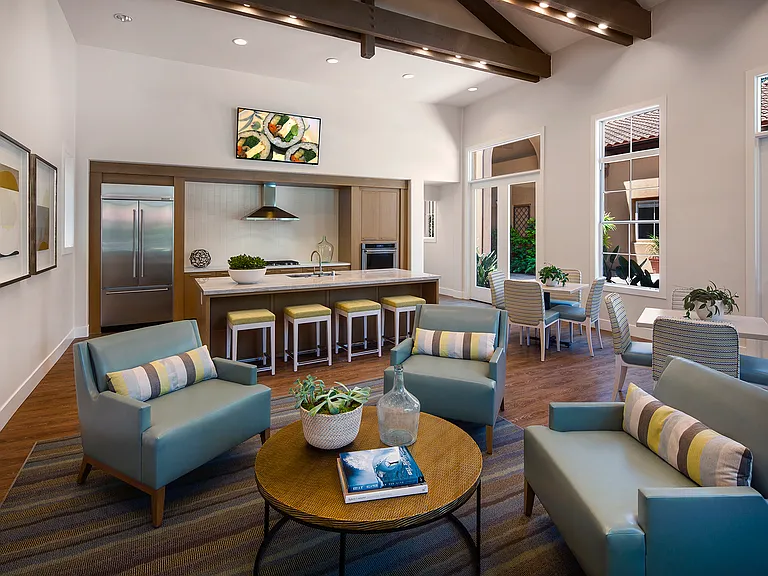 Estancia Apartment Homes — Photo 8