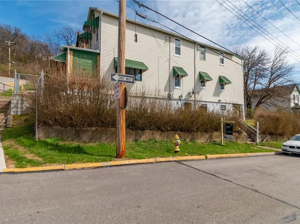 700 6th St, Glassport, PA 15045