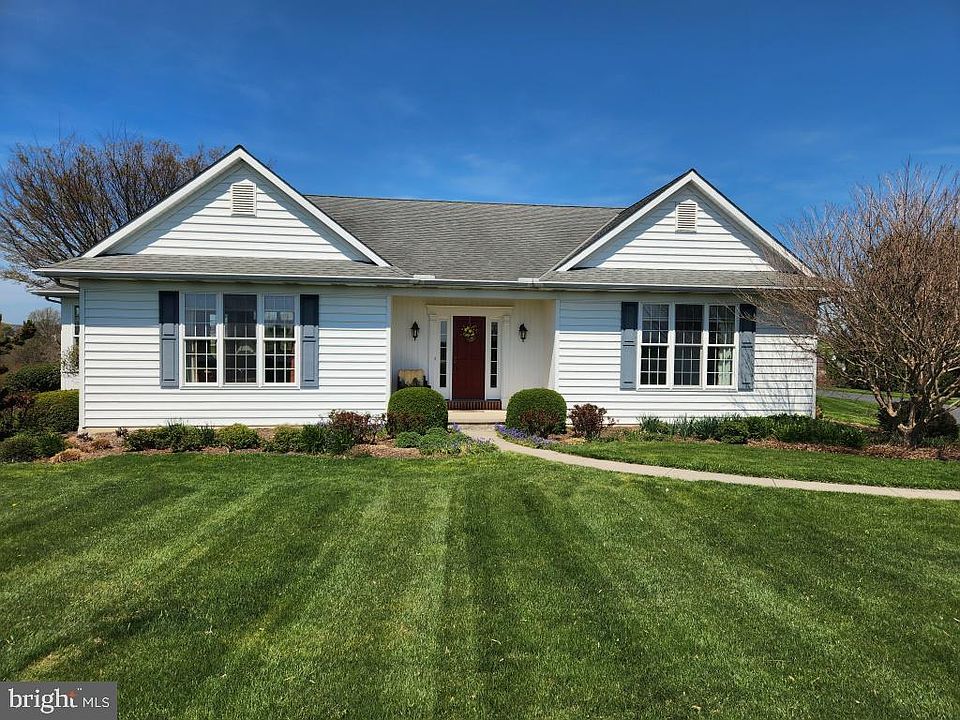 1st image of 1043 Spring Valley Rd