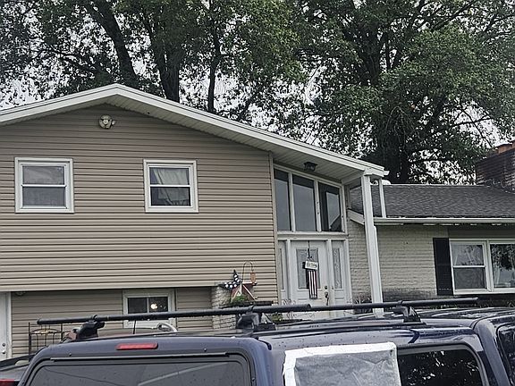 2nd image of 710 Stricklers School Rd