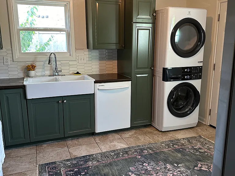 9337 San Fernando Way — Photo 3