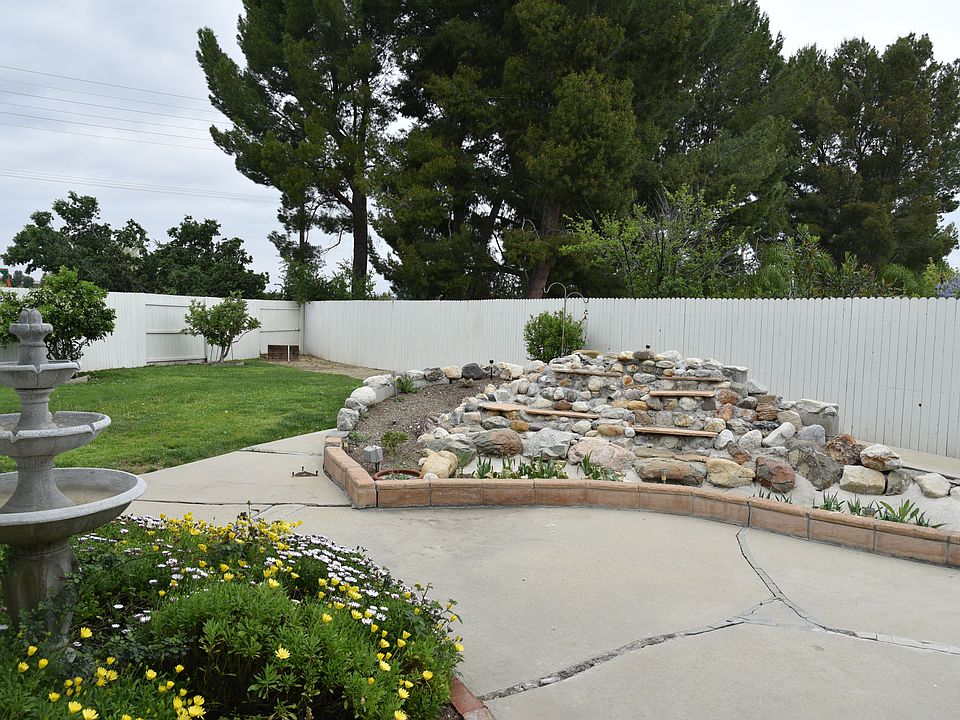 1st image of 26534 Oak Crossing Rd