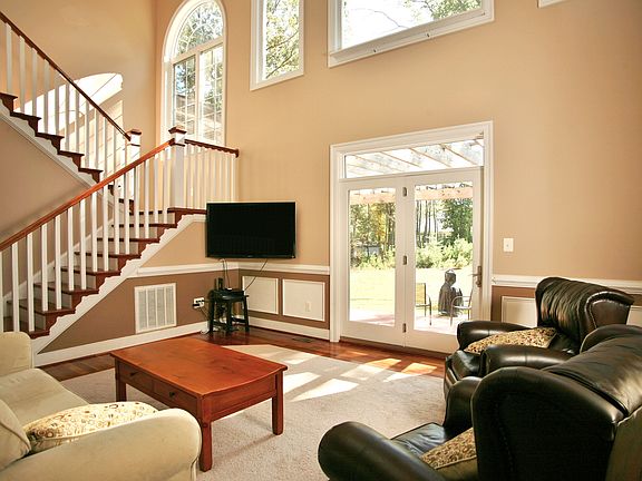4th image of 22754 Red Bay Ln
