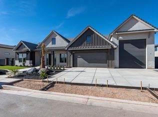 4972 S Lakefront Pl, Washington, UT 84780