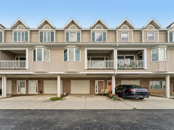 544 Nantucket Dr, Sandusky, OH 44870