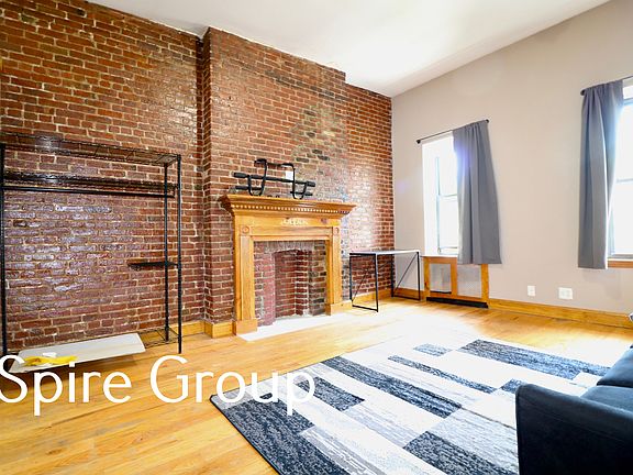 2nd image of 338 W 47th St APT 5A