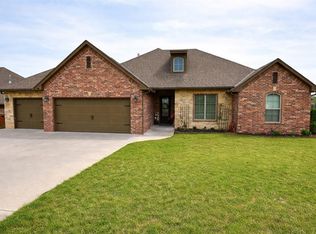 1015 Morning Glory Ln, Seminole, OK 74868
