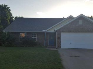 155 Benton Dr, Pea Ridge, AR 72751