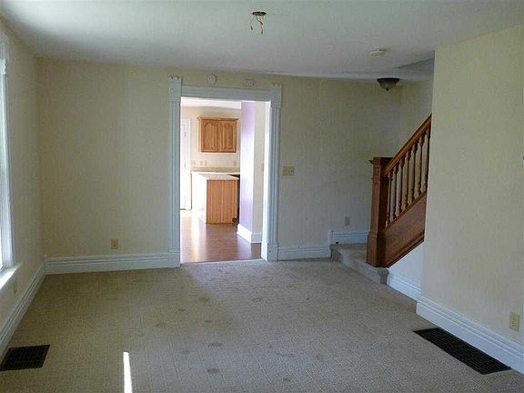 5th image of 228 W Pease Ave