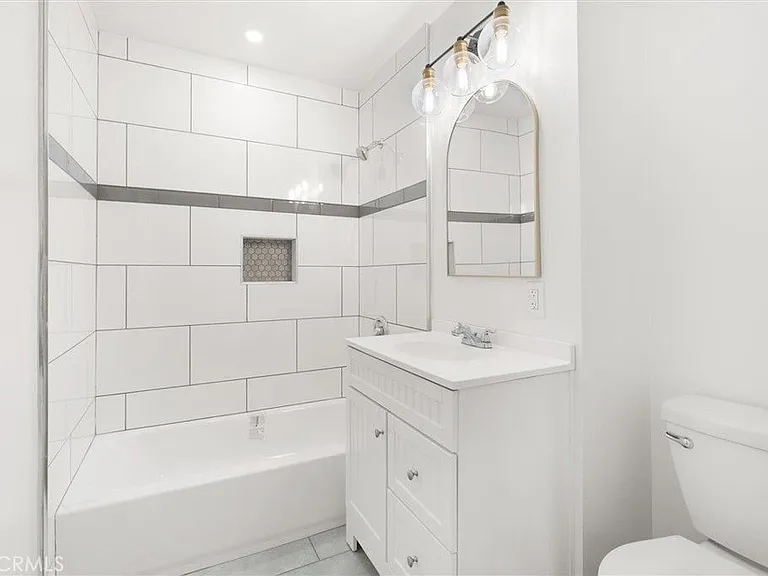 22025 Garston Ave — Photo 19
