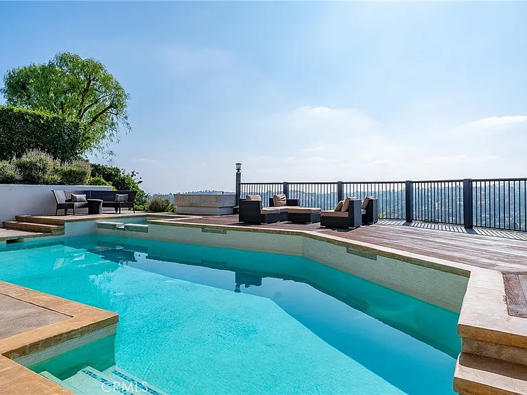 4372 Park Vicente — Photo 46