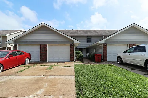 18909 E Lexington Rd #18913 Photo 1