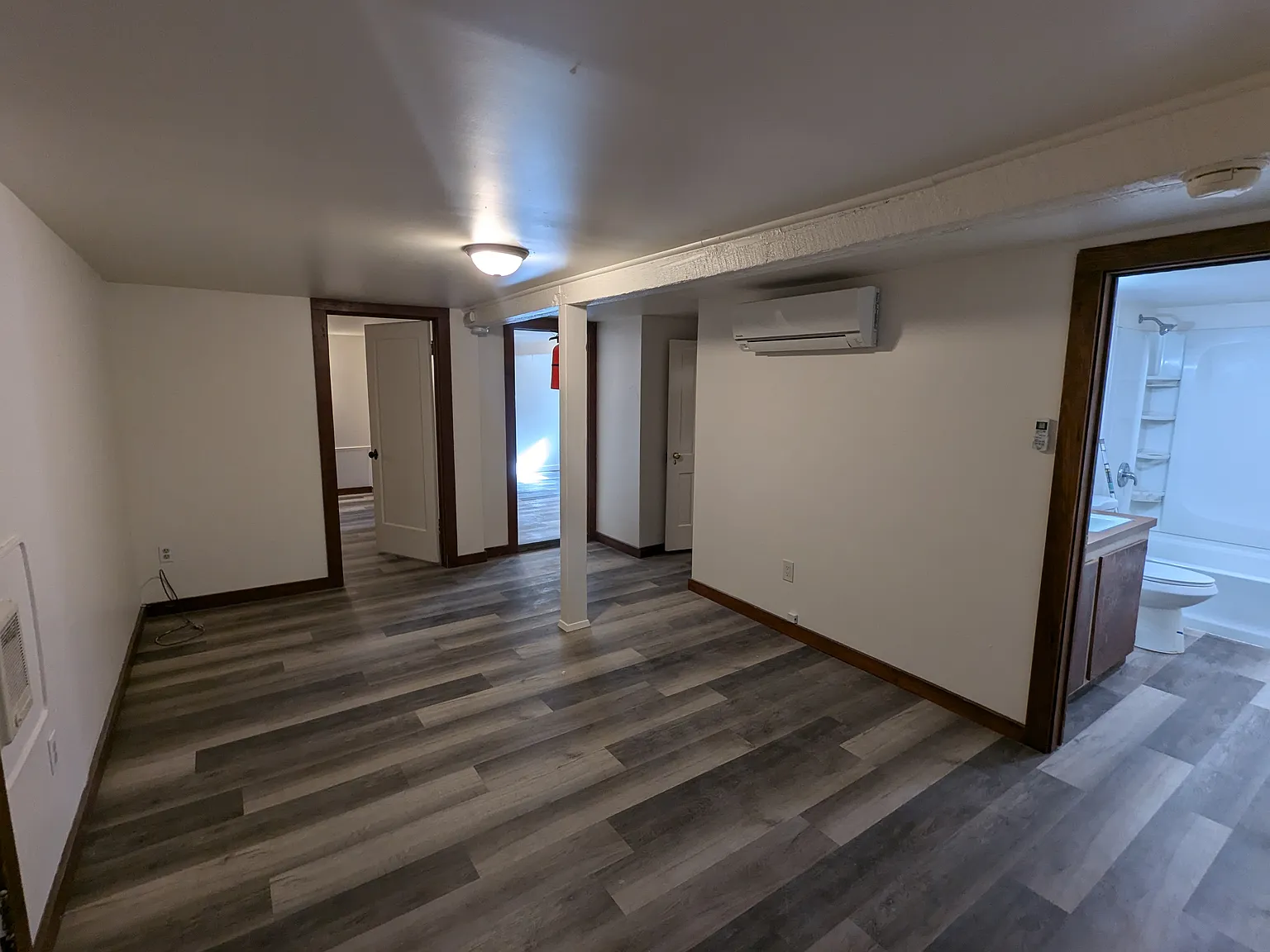 2 bed, 850 sqft, $1,600 — Photo 3