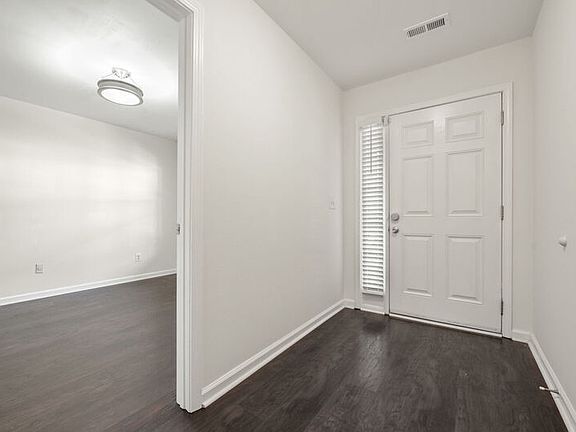 4th image of 2369 Charleston Pointe