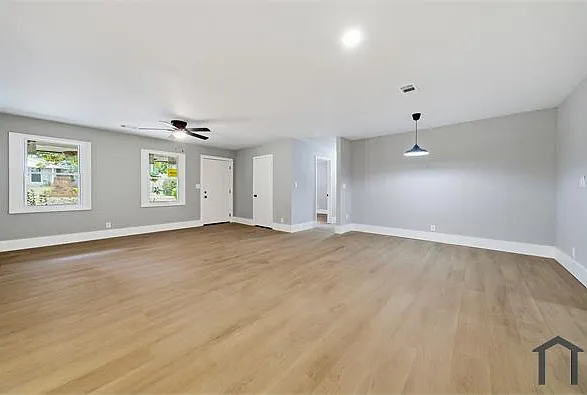 4595 Sahara Dr SW — Photo 12