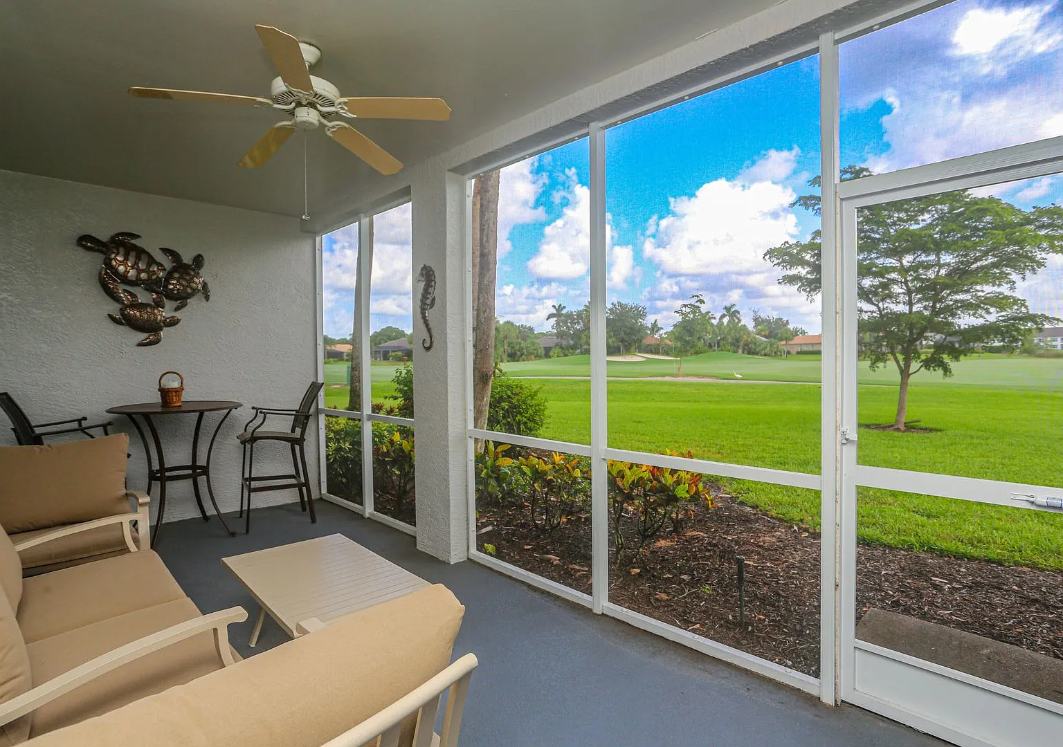 ** Strand ** No Golf Transfer Only Social To The Strand ** Available December-April Or January-Ma... — Photo 1
