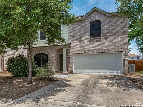 9011 Acorn Forest Dr, San Antonio, TX 78251