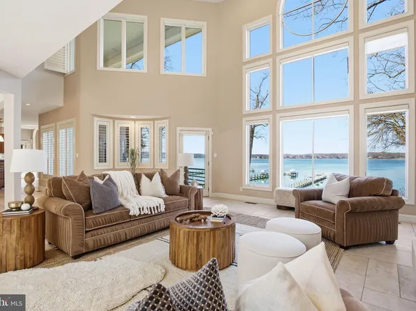 922 Old County Rd, Severna Park, MD 21146