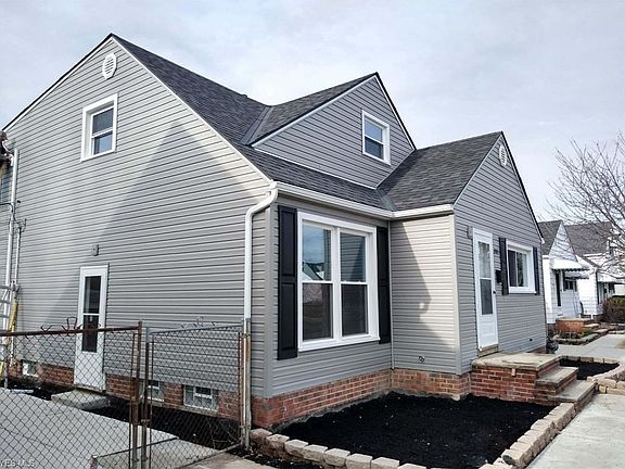 3rd image of 29041 Homewood Dr