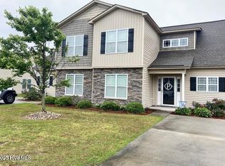 2226 Sweet Bay Dr #B, Greenville, NC 27834