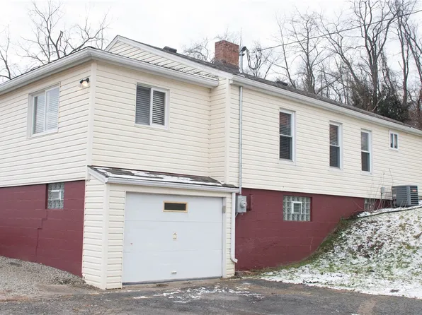 54 Whitehall Rd, Daisytown, PA 15427