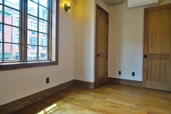 Rented by Big Square Realty LLC | media 8