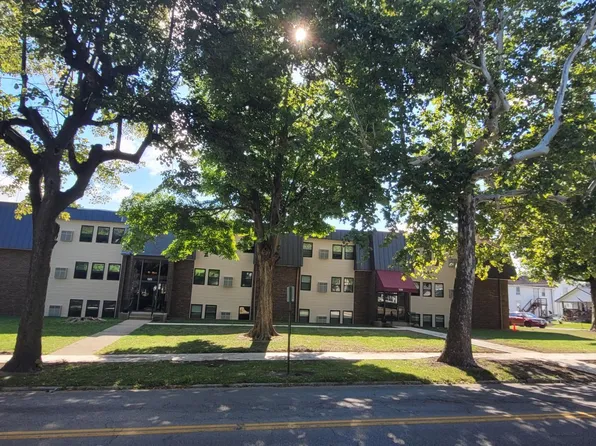 505 S Detroit St APT 6, Bellefontaine, OH 43311