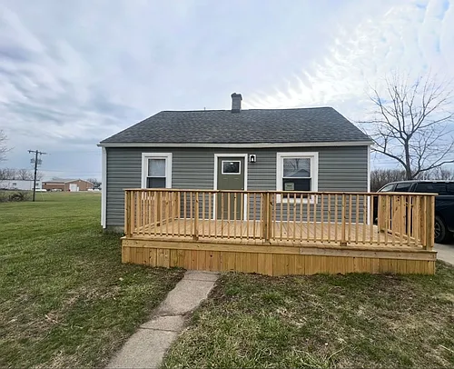 405 E Cowing Dr Photo 1