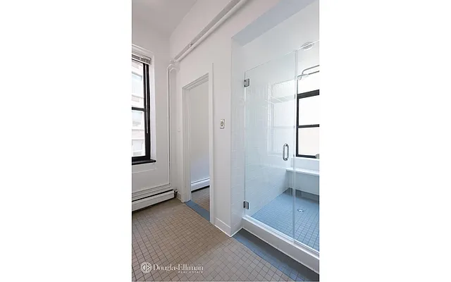 Rented by Douglas Elliman | media 15