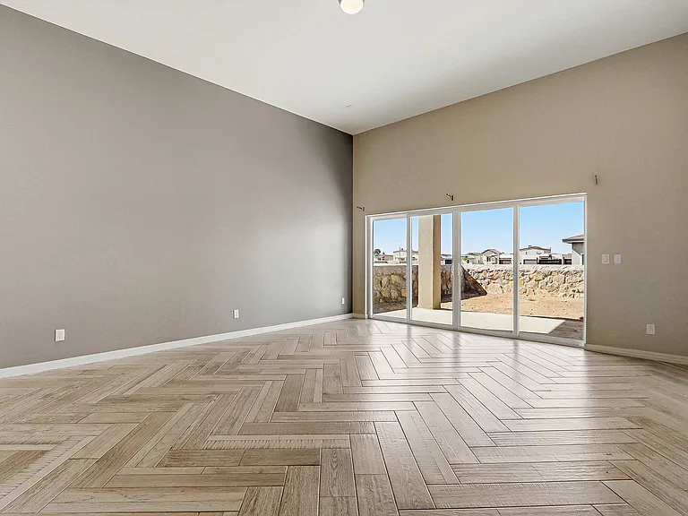 925 Louisiana Downs Ave — Photo 12