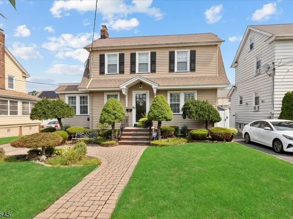 837 Floral Ave, Elizabeth City, NJ 07208