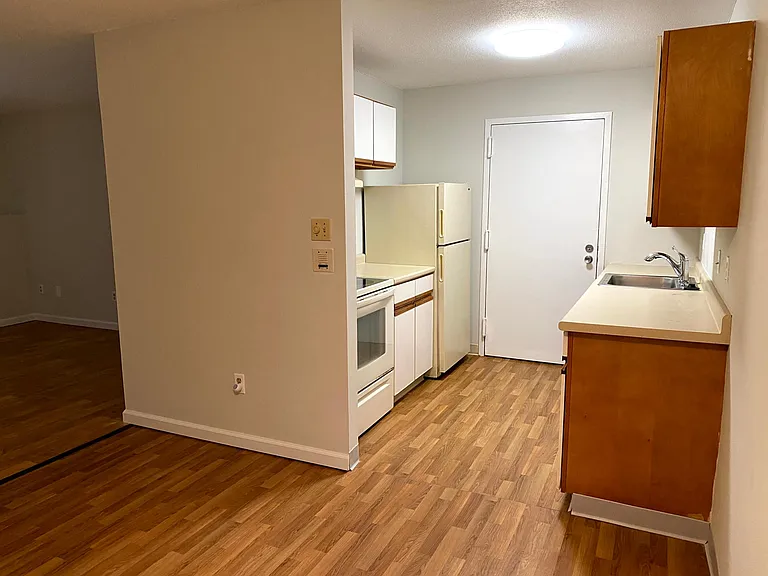 46 Village Brook Ln #2 — Photo 16
