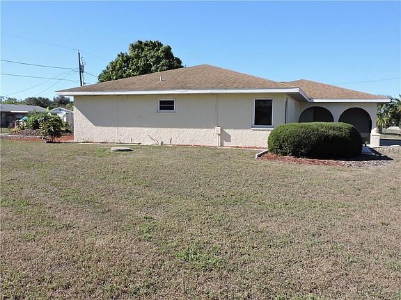 4th image of 2613 Lake View Blvd