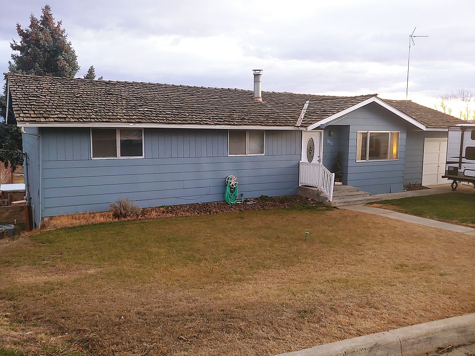 1st image of 943 Ann Ave
