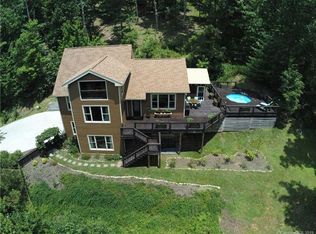 196 Red Oak Ln #7, Marshall, NC 28753