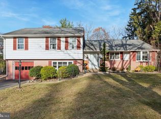 104 White Oak Rd, North Wales, PA 19454