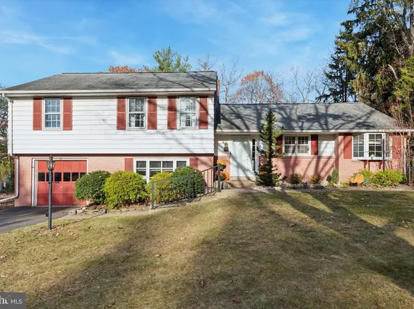 104 White Oak Rd, North Wales, PA 19454