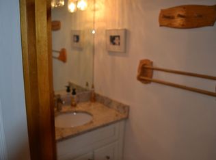 4 Newfane Cir #B, West Dover, VT 05356