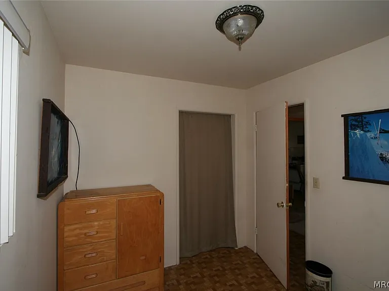 457 Cedar Ln — Photo 9