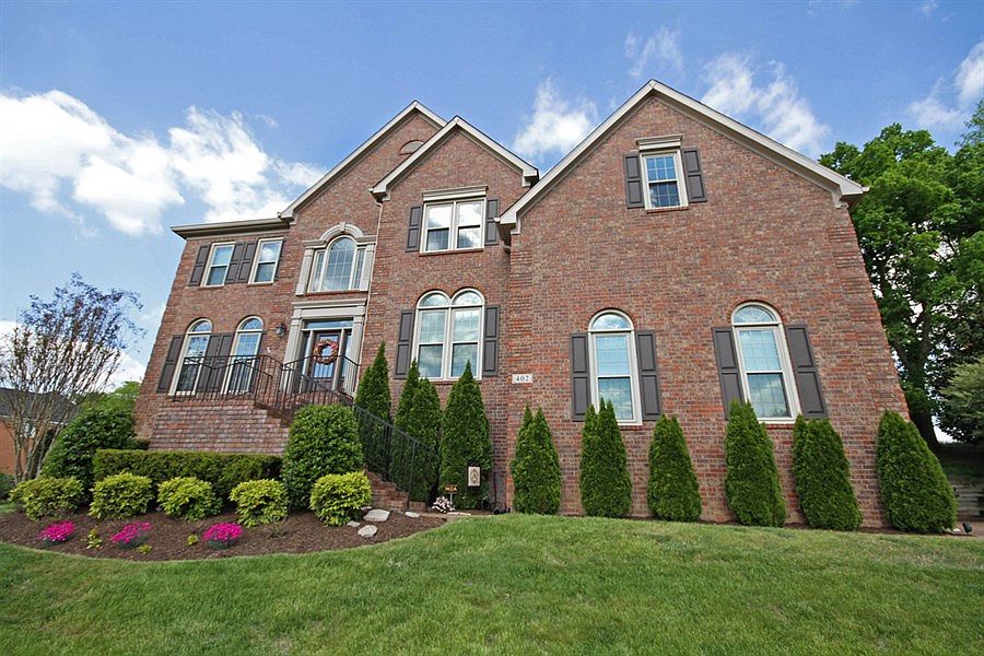 1st image of 402 Birkdale Ct