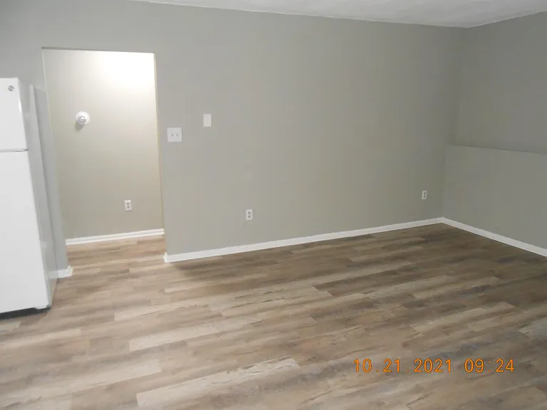 1052-1058 East 5th St, Lvld 80537 - 1054 — Photo 8