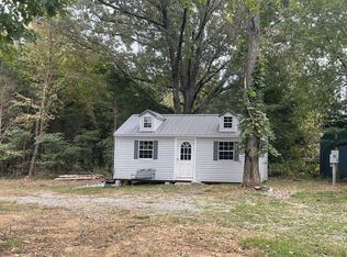 402 W George Durham Rd, Westmoreland, TN 37186