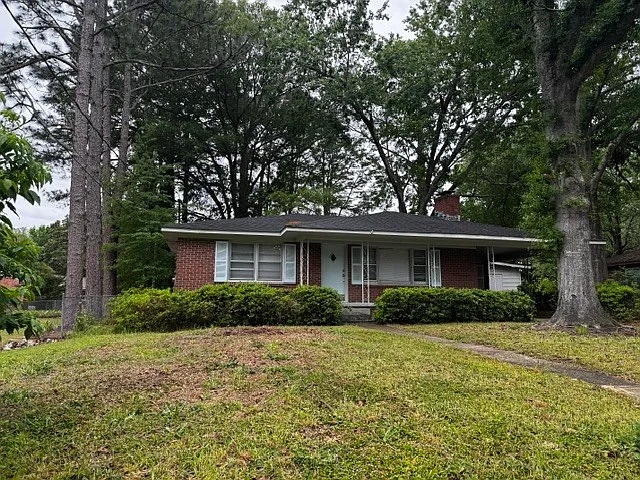 2414 Slay Dr