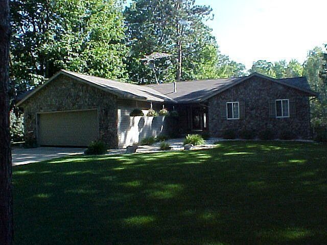 1st image of 8040 Carriage Ln